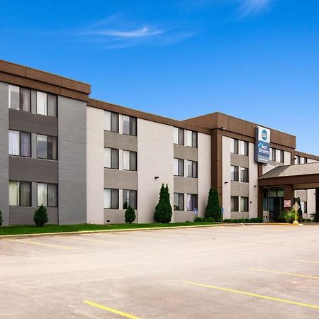 Best Western Waukesha Grand Pewaukee Extérieur photo
