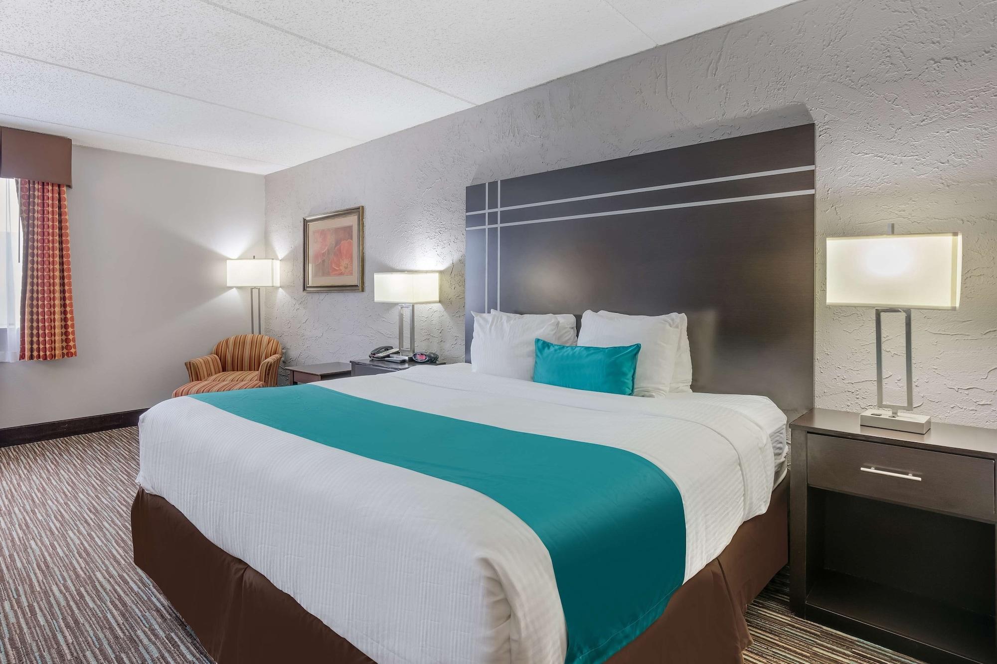 Best Western Waukesha Grand Pewaukee Extérieur photo